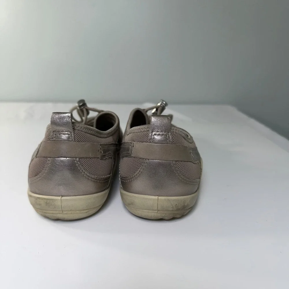 ECCO Sense Metallic Bronze Leather Mesh Bungee Toggle Sneakers Womens 41 10-10.5